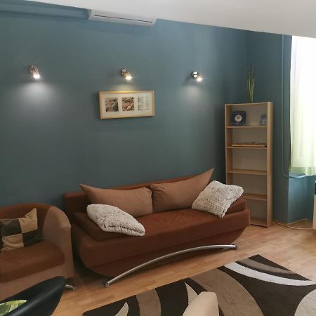Galeria Apartman Сегед Екстер'єр фото