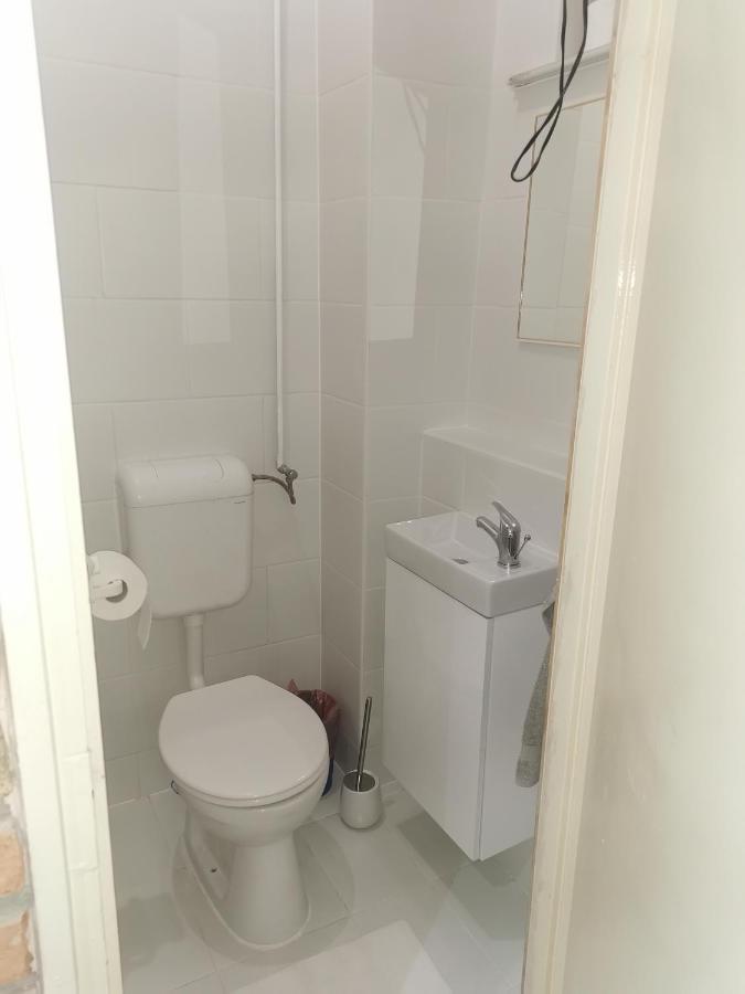 Galeria Apartman Сегед Екстер'єр фото