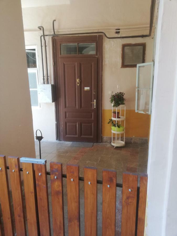 Galeria Apartman Сегед Екстер'єр фото